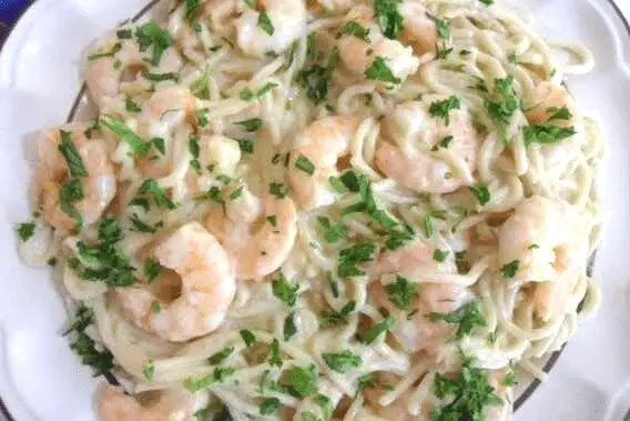 creamy garlic butter shrimp pasta